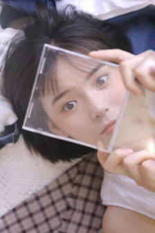 公翁与晓晴在厨房